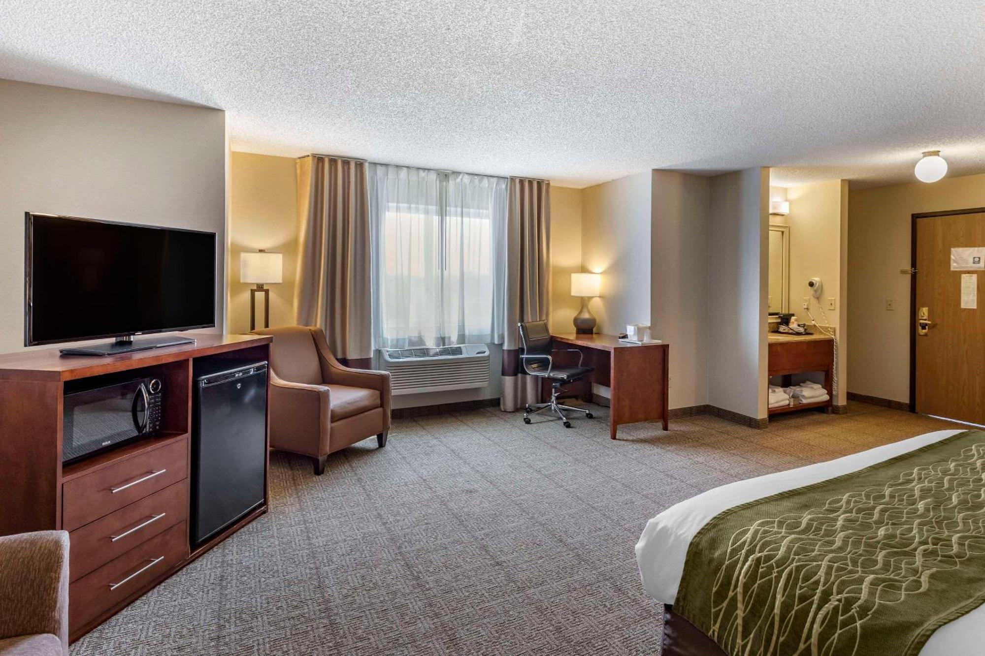 Comfort Inn Denver West Arvada Station Wheat Ridge Bagian luar foto