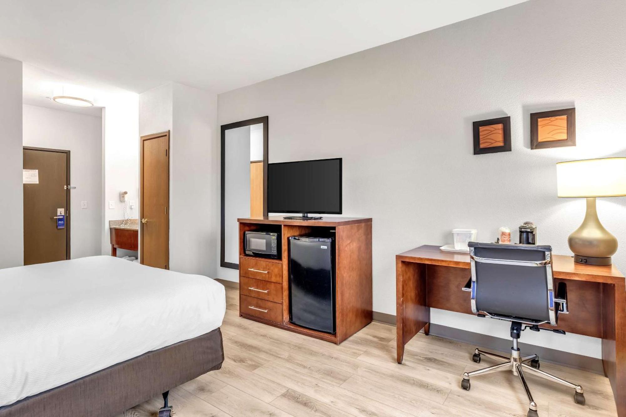 Comfort Inn Denver West Arvada Station Wheat Ridge Bagian luar foto