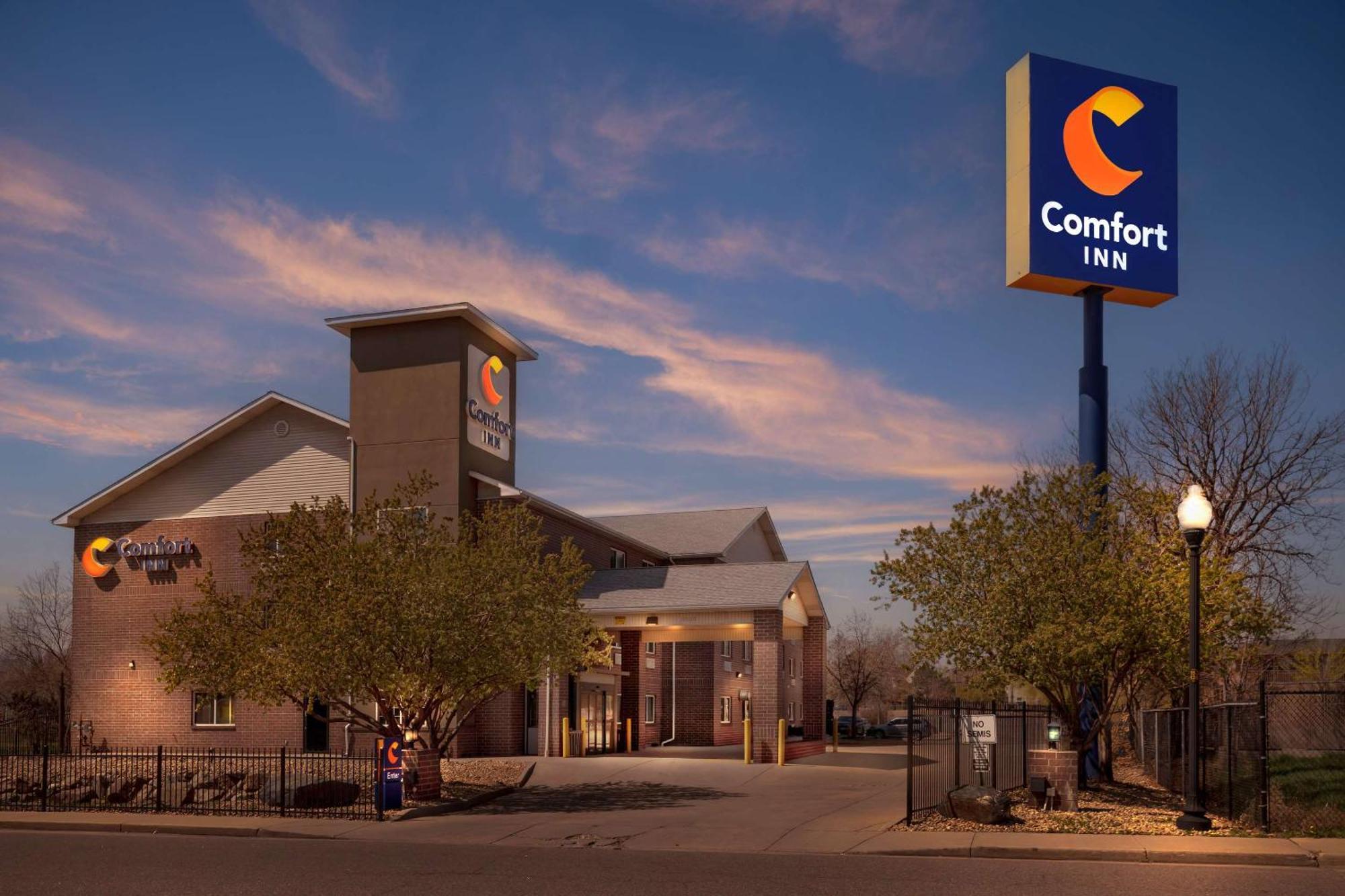 Comfort Inn Denver West Arvada Station Wheat Ridge Bagian luar foto